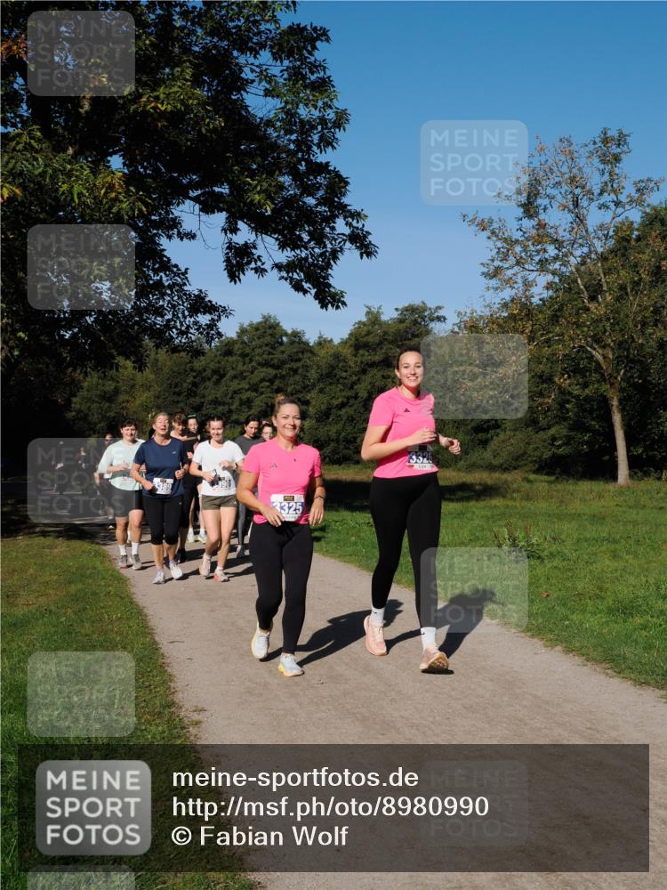 28.09.2025 - 33. Volkslauf durch das schöne Alstertal Fabian Wolf http://msf.ph/oto/8980990 28.09.2025 10:37:41 Laufen 2390, 3325, 352 meine-sportfotos.de