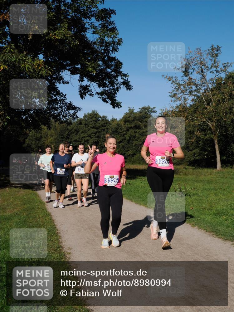 28.09.2025 - 33. Volkslauf durch das schöne Alstertal Fabian Wolf http://msf.ph/oto/8980994 28.09.2025 10:37:42 Laufen 3389, 339, 13325 meine-sportfotos.de