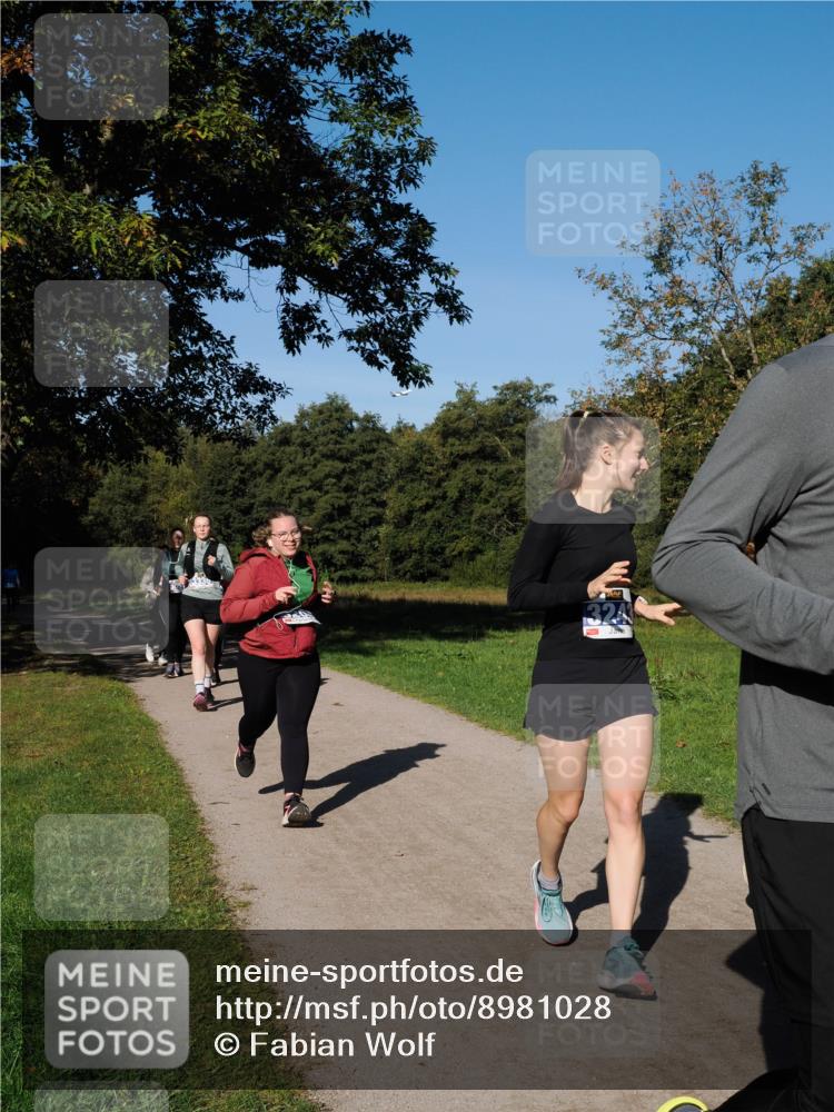 28.09.2025 - 33. Volkslauf durch das schöne Alstertal Fabian Wolf http://msf.ph/oto/8981028 28.09.2025 10:37:50 Laufen 3243 meine-sportfotos.de