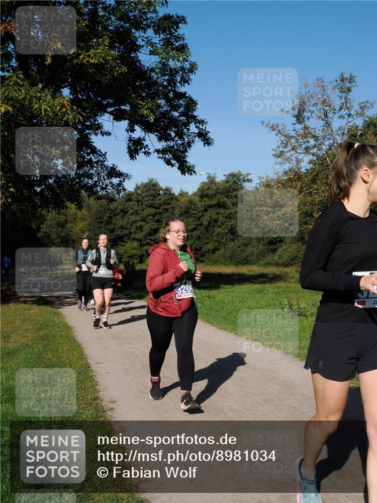 28.09.2025 - 33. Volkslauf durch das schöne Alstertal Fabian Wolf http://msf.ph/oto/8981034 28.09.2025 10:37:51 Laufen 3206 meine-sportfotos.de