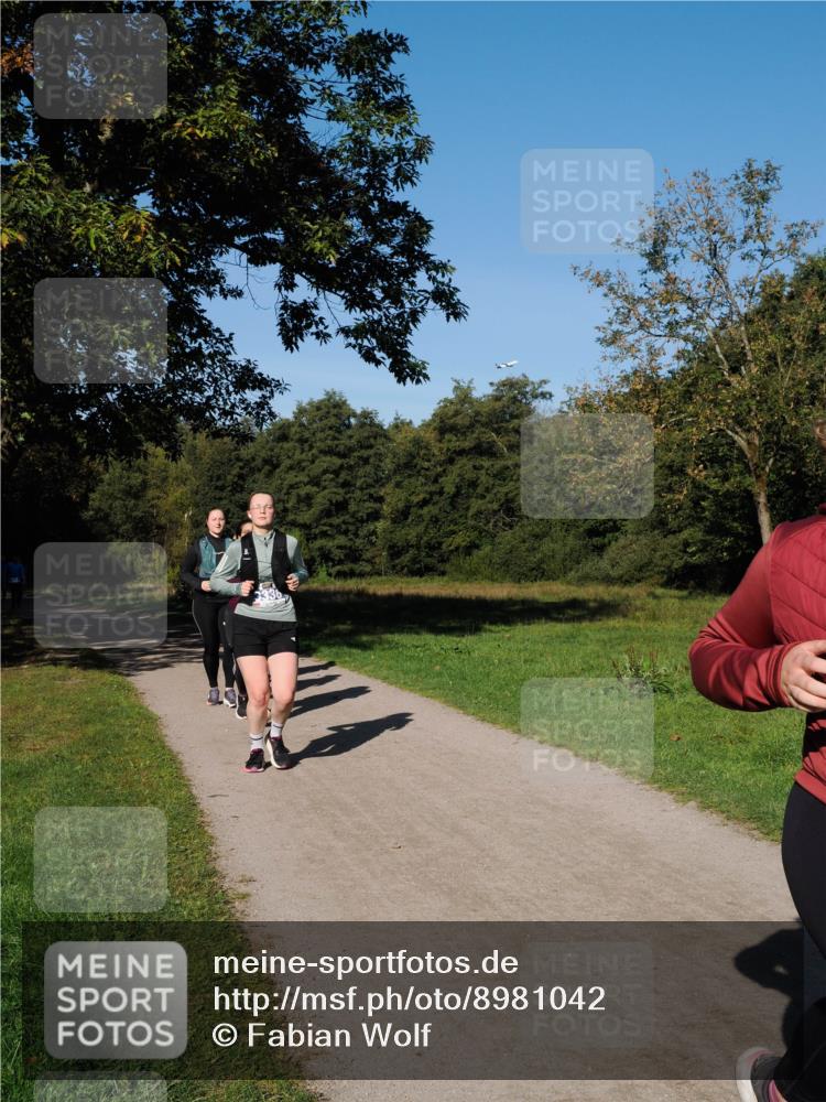 28.09.2025 - 33. Volkslauf durch das schöne Alstertal Fabian Wolf http://msf.ph/oto/8981042 28.09.2025 10:37:52 Laufen  meine-sportfotos.de