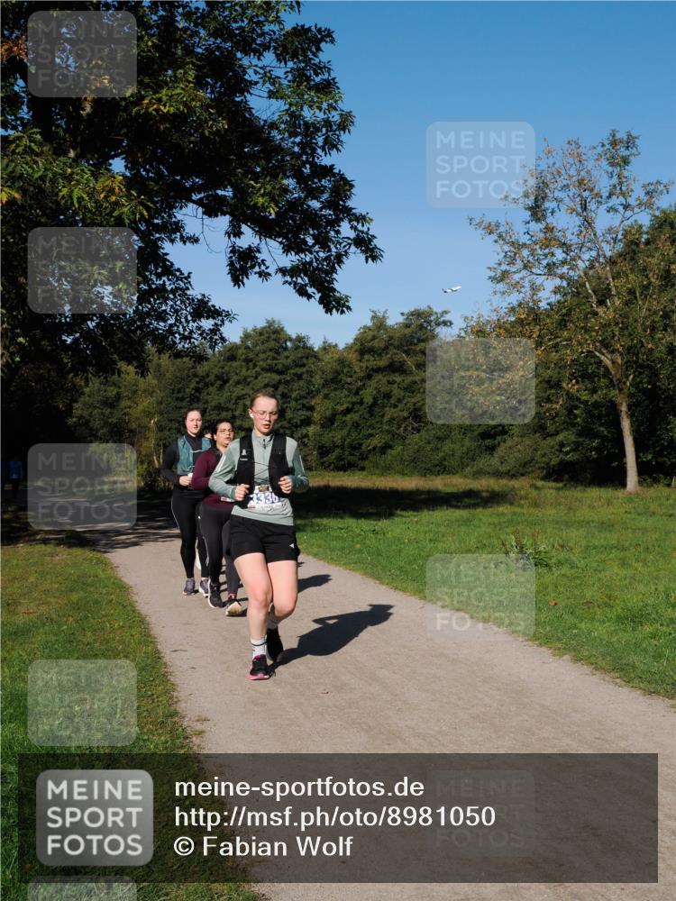 28.09.2025 - 33. Volkslauf durch das schöne Alstertal Fabian Wolf http://msf.ph/oto/8981050 28.09.2025 10:37:53 Laufen 3336 meine-sportfotos.de