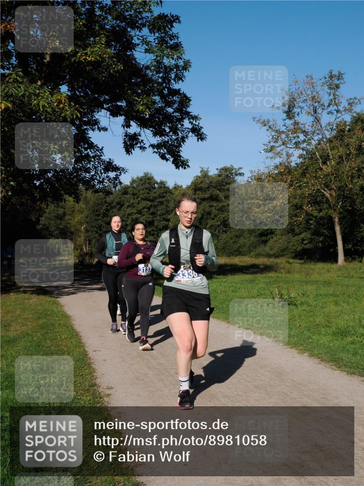 28.09.2025 - 33. Volkslauf durch das schöne Alstertal Fabian Wolf http://msf.ph/oto/8981058 28.09.2025 10:37:54 Laufen 3137, 3336 meine-sportfotos.de