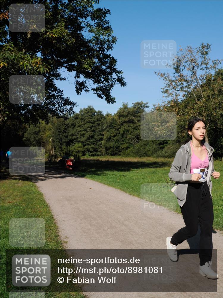 28.09.2025 - 33. Volkslauf durch das schöne Alstertal Fabian Wolf http://msf.ph/oto/8981081 28.09.2025 10:37:57 Laufen  meine-sportfotos.de