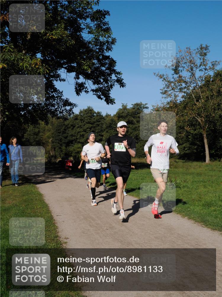 28.09.2025 - 33. Volkslauf durch das schöne Alstertal Fabian Wolf http://msf.ph/oto/8981133 28.09.2025 10:38:21 Laufen 4175, 2025 meine-sportfotos.de