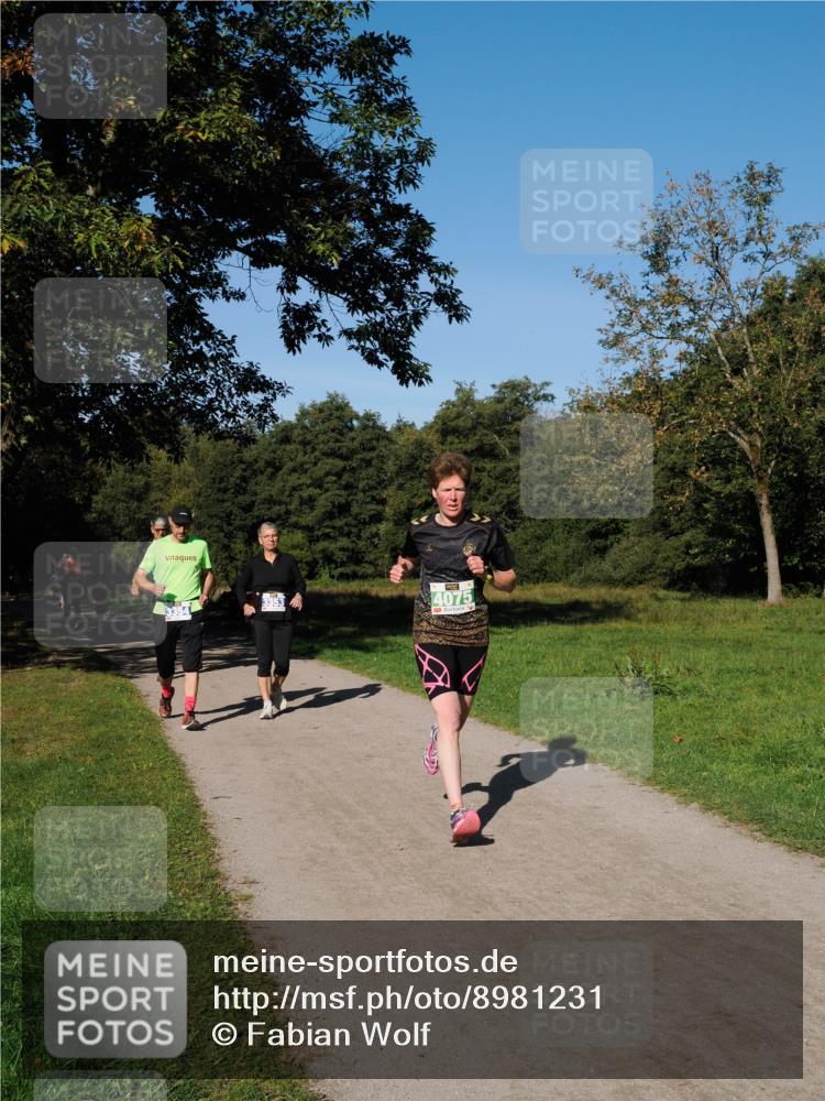 28.09.2025 - 33. Volkslauf durch das schöne Alstertal Fabian Wolf http://msf.ph/oto/8981231 28.09.2025 10:38:47 Laufen 3354, 3353, 4075 meine-sportfotos.de