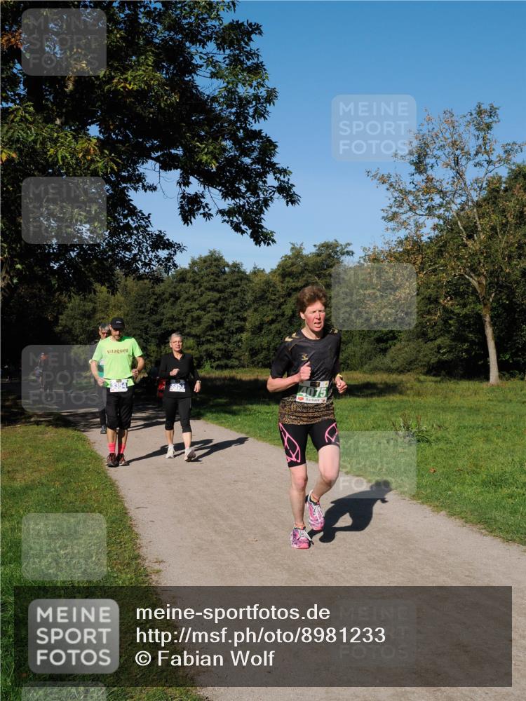28.09.2025 - 33. Volkslauf durch das schöne Alstertal Fabian Wolf http://msf.ph/oto/8981233 28.09.2025 10:38:47 Laufen 3354 meine-sportfotos.de