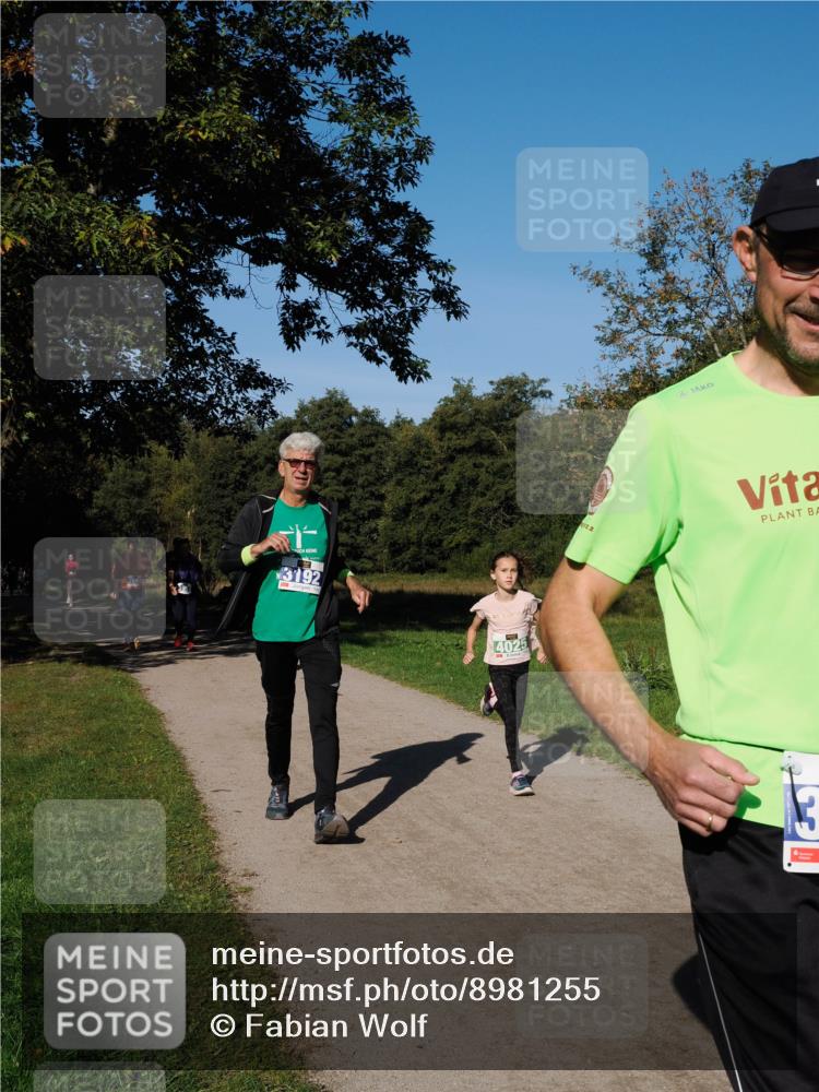 28.09.2025 - 33. Volkslauf durch das schöne Alstertal Fabian Wolf http://msf.ph/oto/8981255 28.09.2025 10:38:52 Laufen 3192, 4025 meine-sportfotos.de