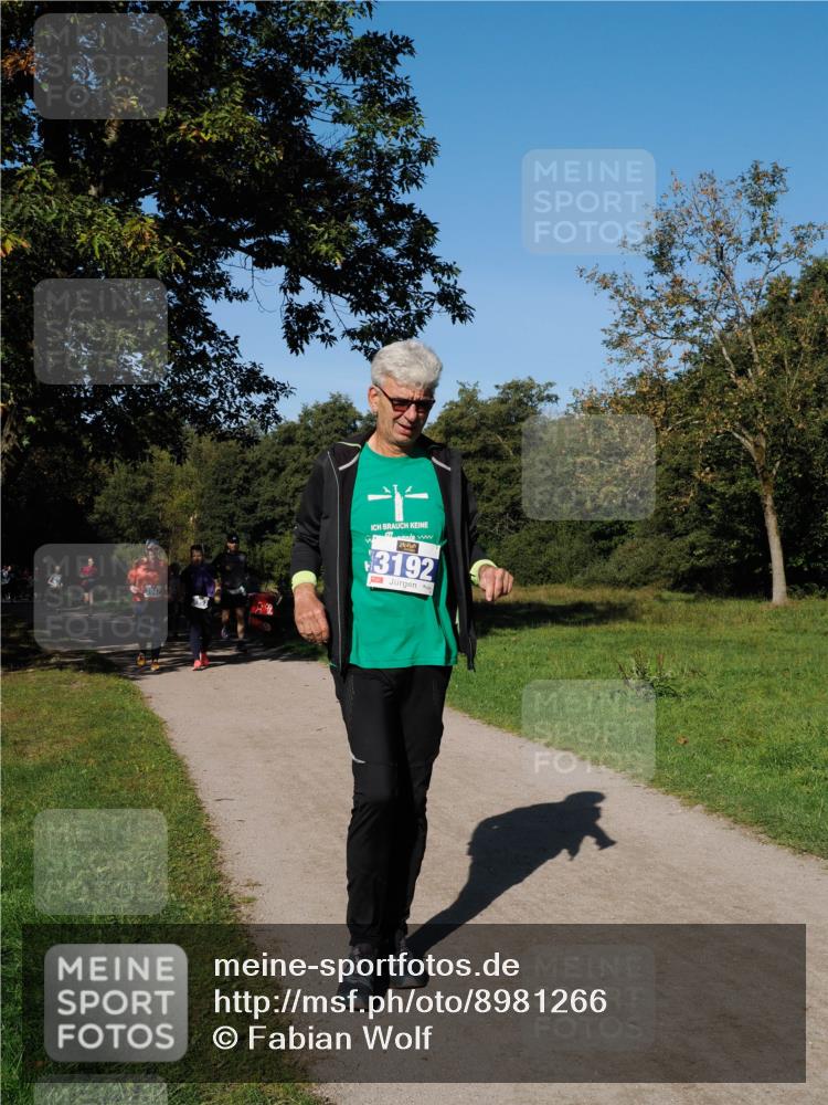 28.09.2025 - 33. Volkslauf durch das schöne Alstertal Fabian Wolf http://msf.ph/oto/8981266 28.09.2025 10:38:53 Laufen 3192 meine-sportfotos.de