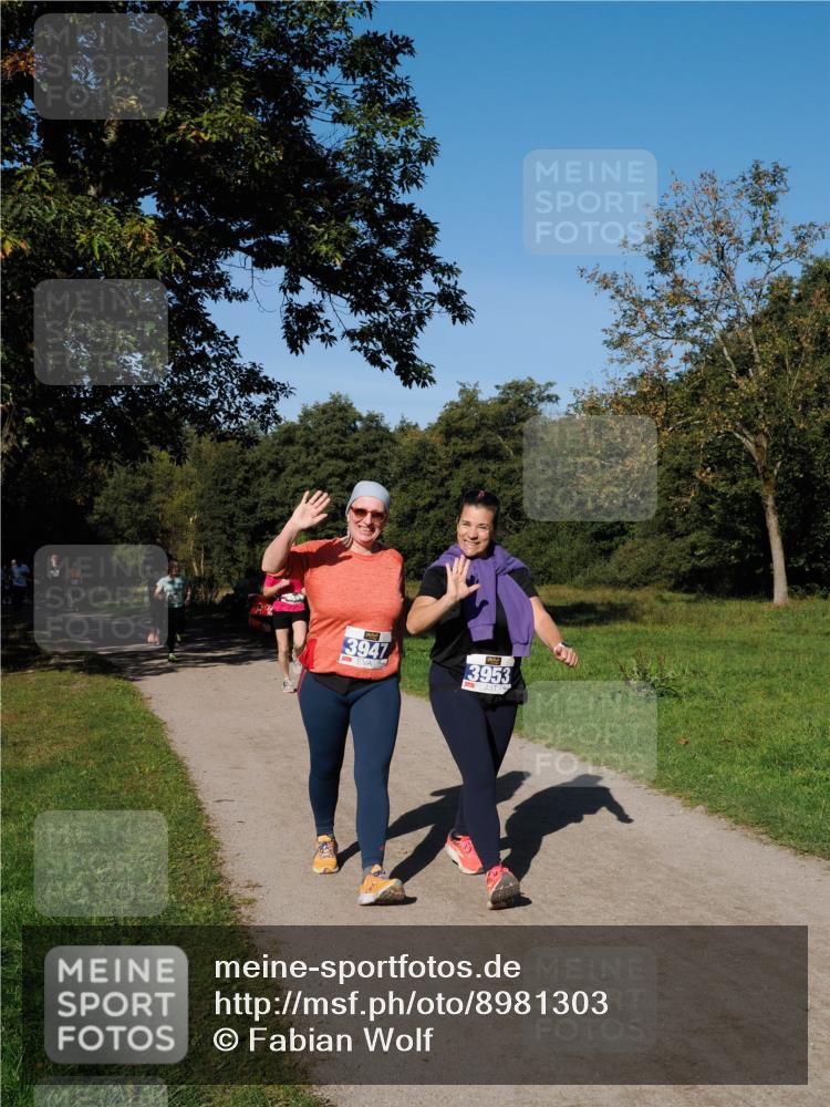 28.09.2025 - 33. Volkslauf durch das schöne Alstertal Fabian Wolf http://msf.ph/oto/8981303 28.09.2025 10:39:00 Laufen 3947, 3953 meine-sportfotos.de