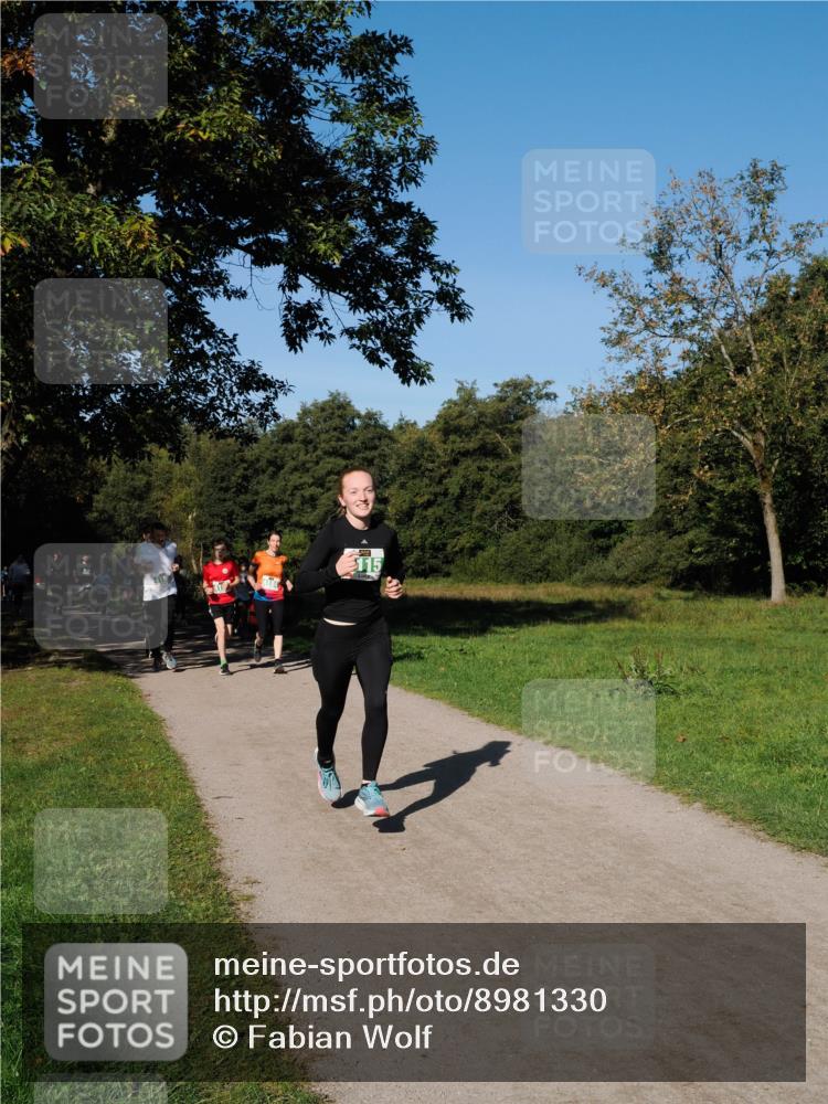 28.09.2025 - 33. Volkslauf durch das schöne Alstertal Fabian Wolf http://msf.ph/oto/8981330 28.09.2025 10:39:08 Laufen 115 meine-sportfotos.de