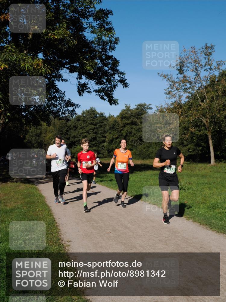 28.09.2025 - 33. Volkslauf durch das schöne Alstertal Fabian Wolf http://msf.ph/oto/8981342 28.09.2025 10:39:10 Laufen  meine-sportfotos.de
