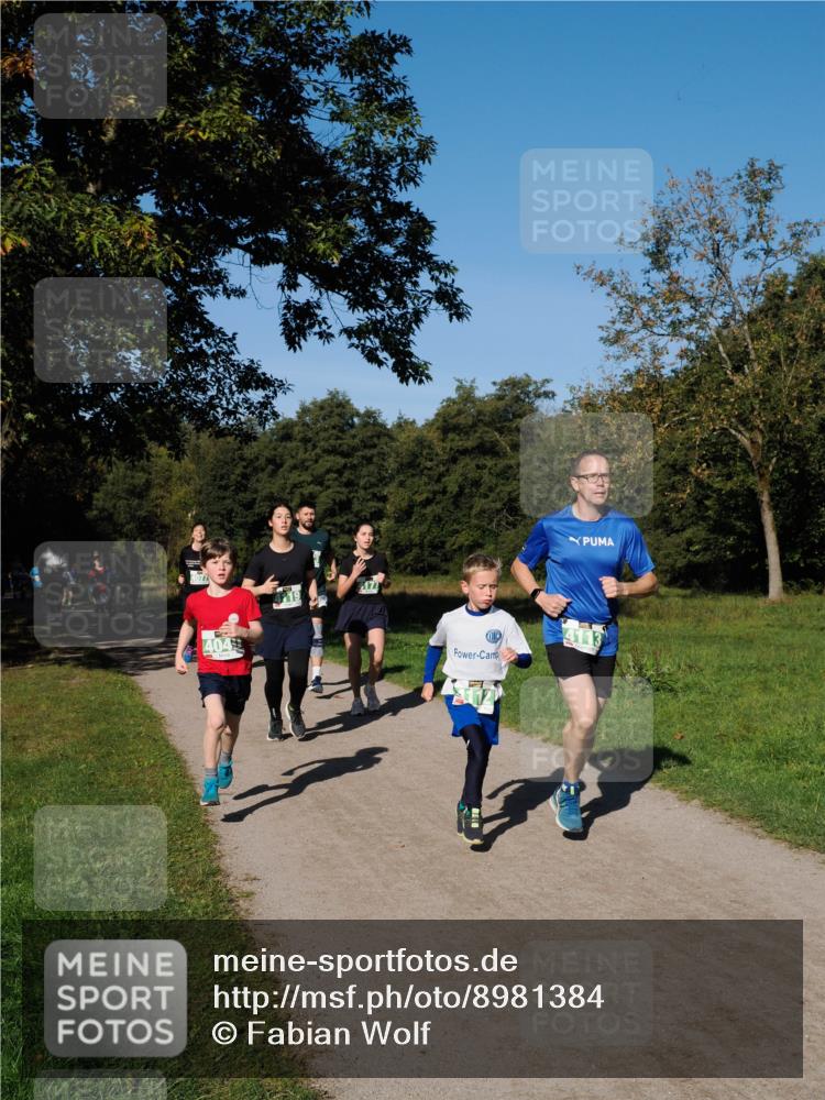 28.09.2025 - 33. Volkslauf durch das schöne Alstertal Fabian Wolf http://msf.ph/oto/8981384 28.09.2025 10:39:16 Laufen 404, 177, 4113 meine-sportfotos.de