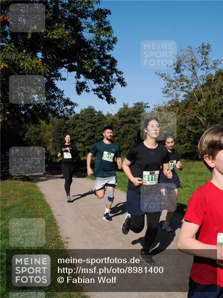 28.09.2025 - 33. Volkslauf durch das schöne Alstertal Fabian Wolf http://msf.ph/oto/8981400 28.09.2025 10:39:18 Laufen  meine-sportfotos.de