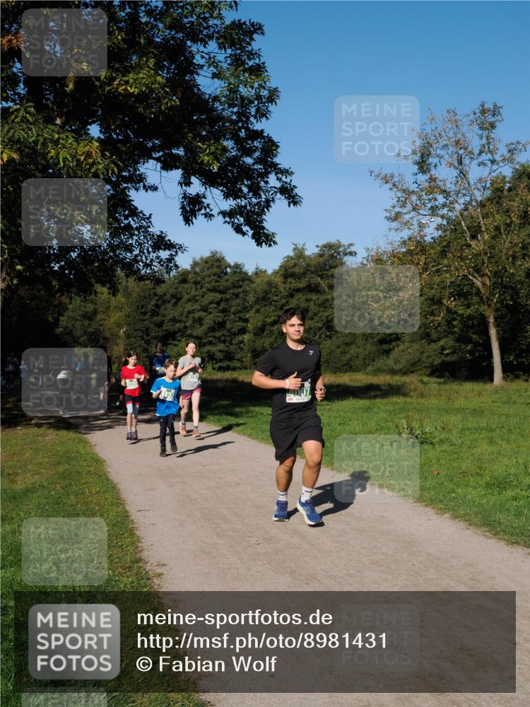 28.09.2025 - 33. Volkslauf durch das schöne Alstertal Fabian Wolf http://msf.ph/oto/8981431 28.09.2025 10:39:22 Laufen 3120 meine-sportfotos.de