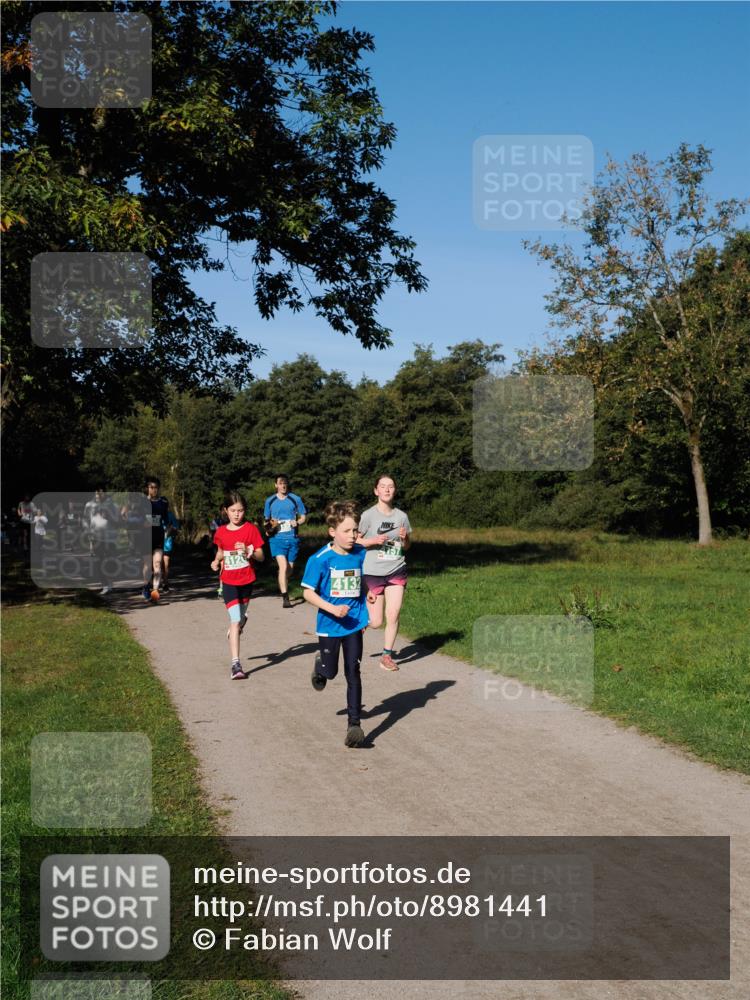28.09.2025 - 33. Volkslauf durch das schöne Alstertal Fabian Wolf http://msf.ph/oto/8981441 28.09.2025 10:39:23 Laufen 1412, 4132 meine-sportfotos.de