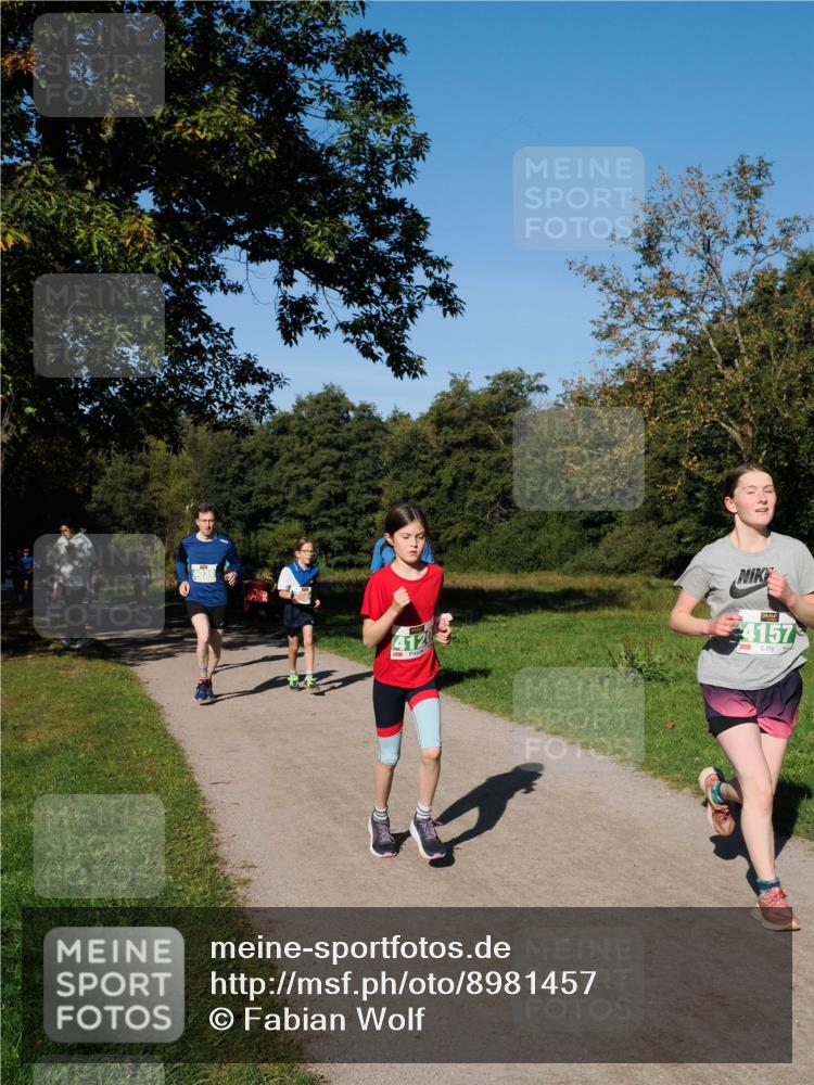 28.09.2025 - 33. Volkslauf durch das schöne Alstertal Fabian Wolf http://msf.ph/oto/8981457 28.09.2025 10:39:25 Laufen 403, 4120, 4157 meine-sportfotos.de