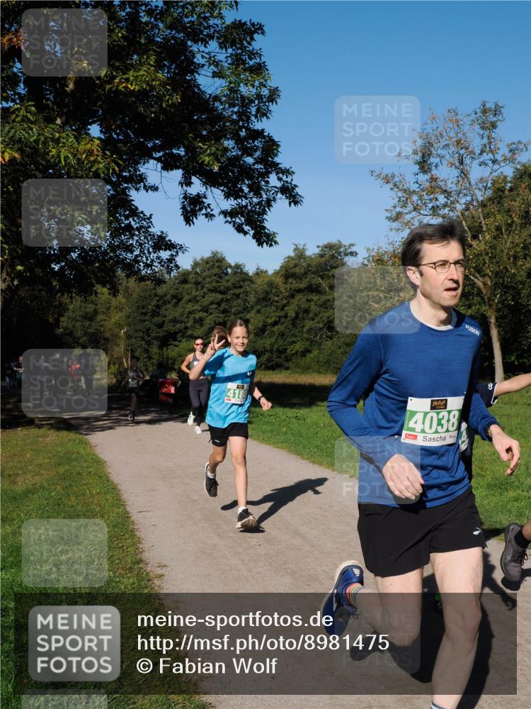 28.09.2025 - 33. Volkslauf durch das schöne Alstertal Fabian Wolf http://msf.ph/oto/8981475 28.09.2025 10:39:27 Laufen 4188, 4038 meine-sportfotos.de