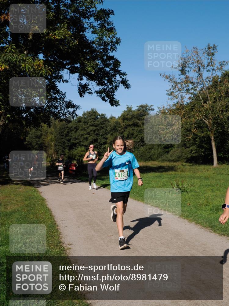 28.09.2025 - 33. Volkslauf durch das schöne Alstertal Fabian Wolf http://msf.ph/oto/8981479 28.09.2025 10:39:28 Laufen 4188 meine-sportfotos.de