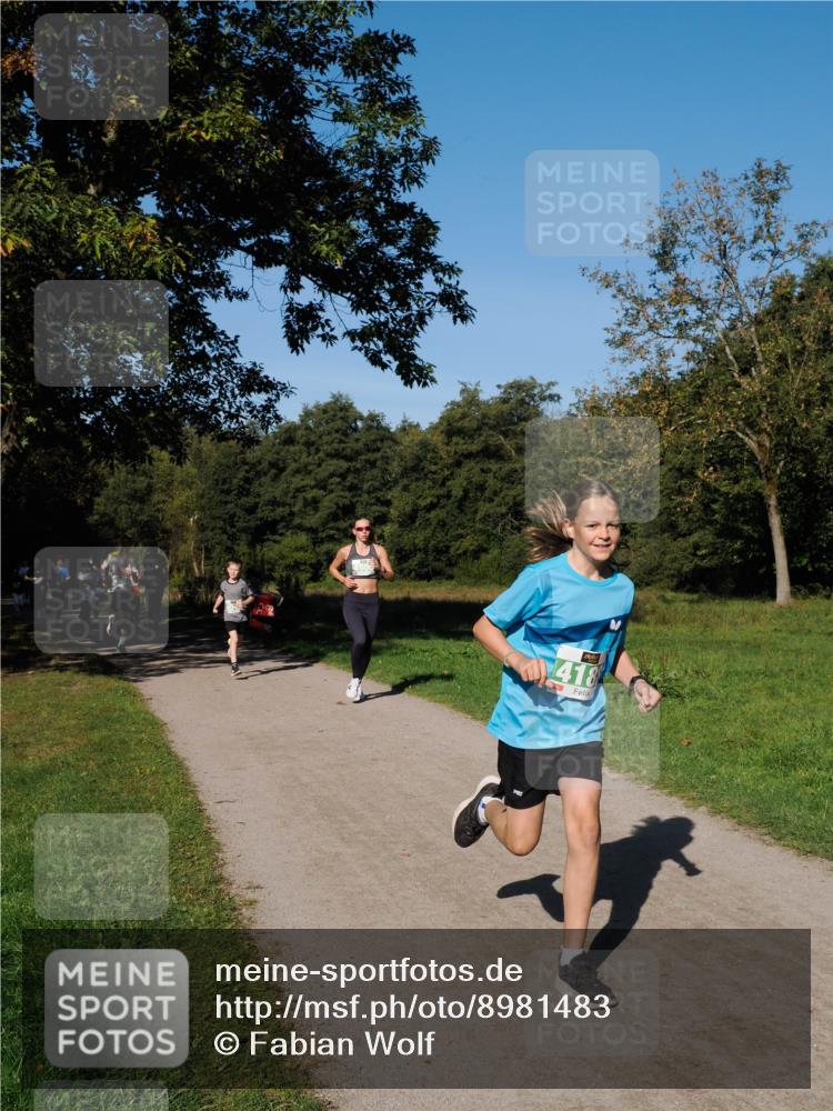 28.09.2025 - 33. Volkslauf durch das schöne Alstertal Fabian Wolf http://msf.ph/oto/8981483 28.09.2025 10:39:28 Laufen 418 meine-sportfotos.de