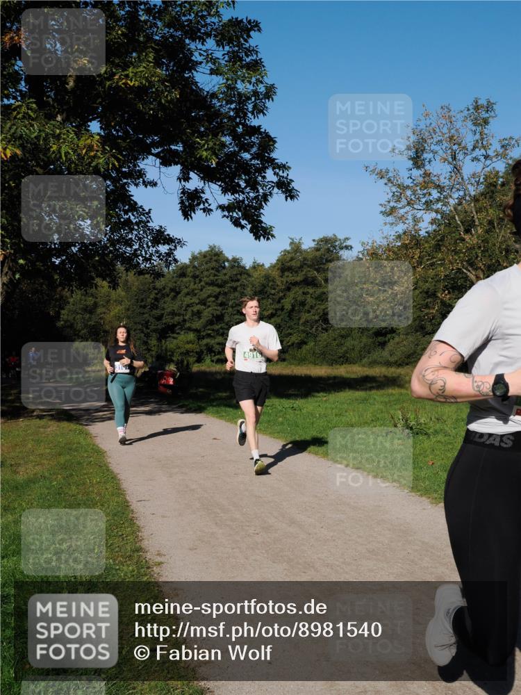 28.09.2025 - 33. Volkslauf durch das schöne Alstertal Fabian Wolf http://msf.ph/oto/8981540 28.09.2025 10:39:43 Laufen 310 meine-sportfotos.de