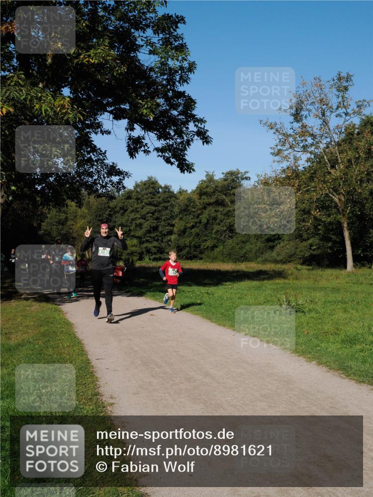 28.09.2025 - 33. Volkslauf durch das schöne Alstertal Fabian Wolf http://msf.ph/oto/8981621 28.09.2025 10:39:59 Laufen 4160 meine-sportfotos.de