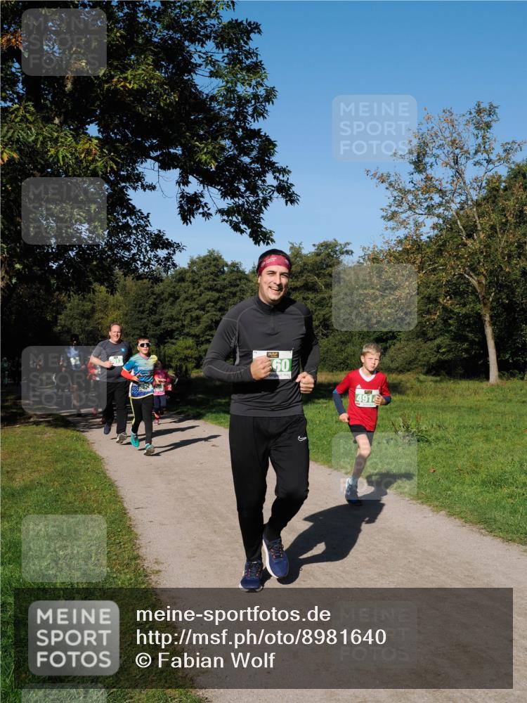 28.09.2025 - 33. Volkslauf durch das schöne Alstertal Fabian Wolf http://msf.ph/oto/8981640 28.09.2025 10:40:01 Laufen 60, 491 meine-sportfotos.de