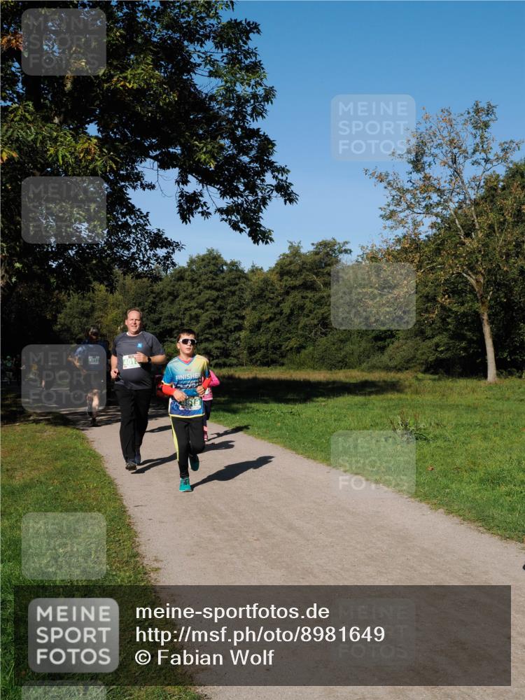 28.09.2025 - 33. Volkslauf durch das schöne Alstertal Fabian Wolf http://msf.ph/oto/8981649 28.09.2025 10:40:03 Laufen 4012 meine-sportfotos.de