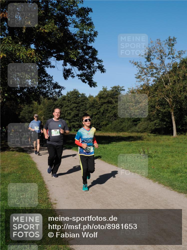 28.09.2025 - 33. Volkslauf durch das schöne Alstertal Fabian Wolf http://msf.ph/oto/8981653 28.09.2025 10:40:03 Laufen 4013 meine-sportfotos.de