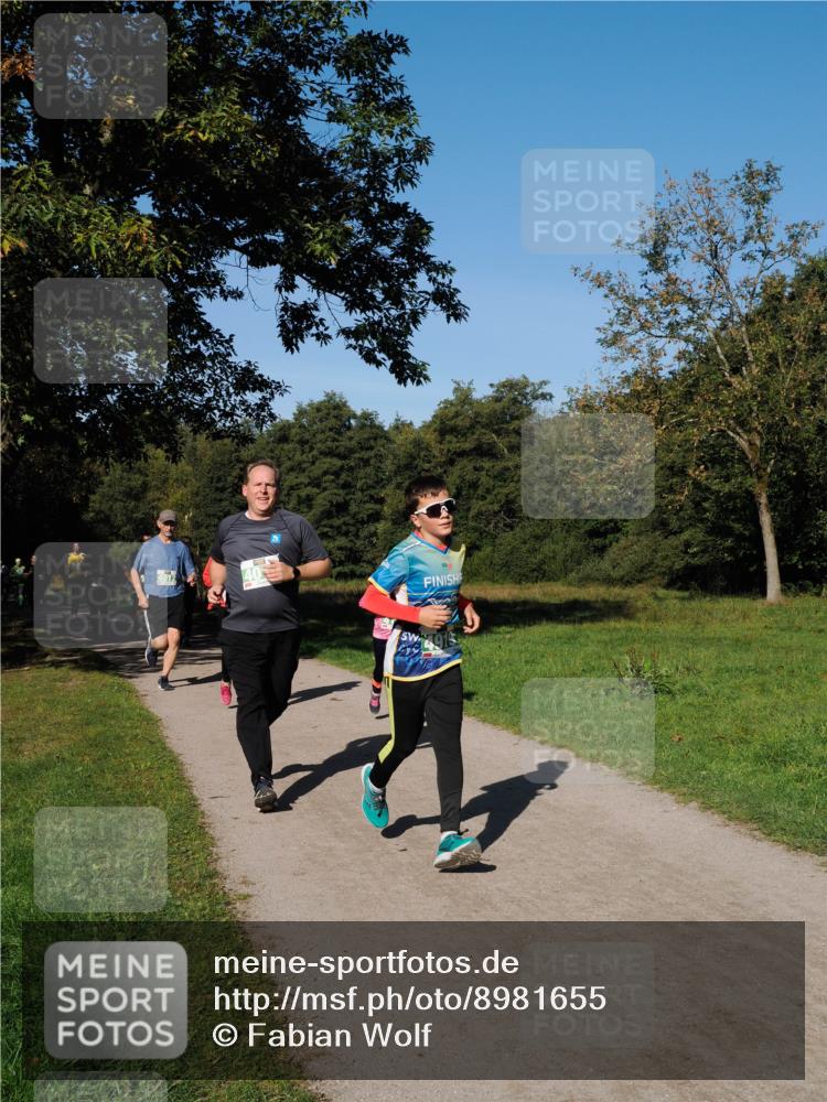 28.09.2025 - 33. Volkslauf durch das schöne Alstertal Fabian Wolf http://msf.ph/oto/8981655 28.09.2025 10:40:03 Laufen 4012 meine-sportfotos.de