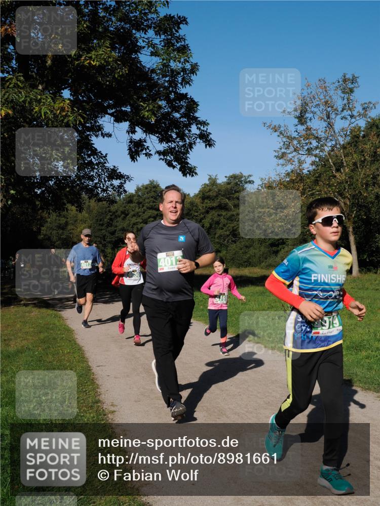 28.09.2025 - 33. Volkslauf durch das schöne Alstertal Fabian Wolf http://msf.ph/oto/8981661 28.09.2025 10:40:04 Laufen 4012, 401, 919 meine-sportfotos.de