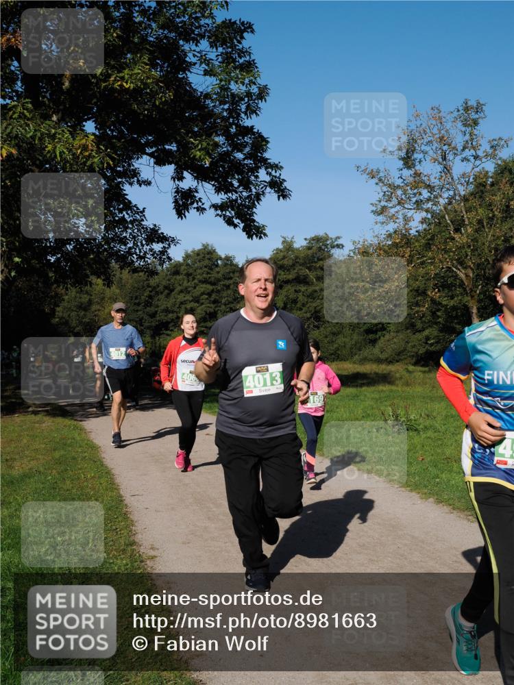 28.09.2025 - 33. Volkslauf durch das schöne Alstertal Fabian Wolf http://msf.ph/oto/8981663 28.09.2025 10:40:04 Laufen 4013, 169 meine-sportfotos.de