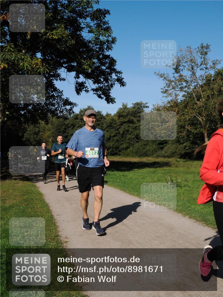 28.09.2025 - 33. Volkslauf durch das schöne Alstertal Fabian Wolf http://msf.ph/oto/8981671 28.09.2025 10:40:06 Laufen 4012 meine-sportfotos.de