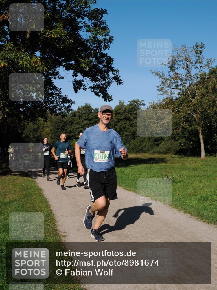 28.09.2025 - 33. Volkslauf durch das schöne Alstertal Fabian Wolf http://msf.ph/oto/8981674 28.09.2025 10:40:07 Laufen 2044, 4012 meine-sportfotos.de