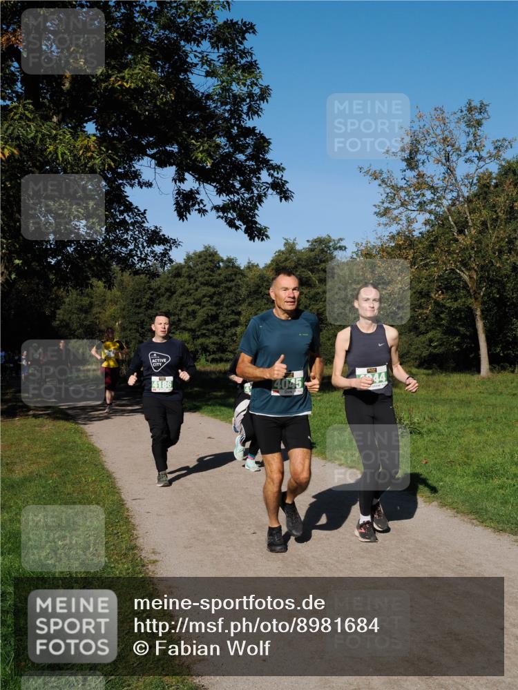 28.09.2025 - 33. Volkslauf durch das schöne Alstertal Fabian Wolf http://msf.ph/oto/8981684 28.09.2025 10:40:09 Laufen 4186, 4045 meine-sportfotos.de