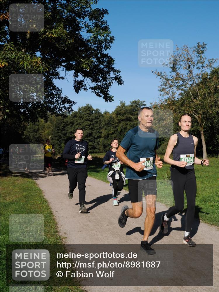 28.09.2025 - 33. Volkslauf durch das schöne Alstertal Fabian Wolf http://msf.ph/oto/8981687 28.09.2025 10:40:09 Laufen 187, 045, 4044 meine-sportfotos.de