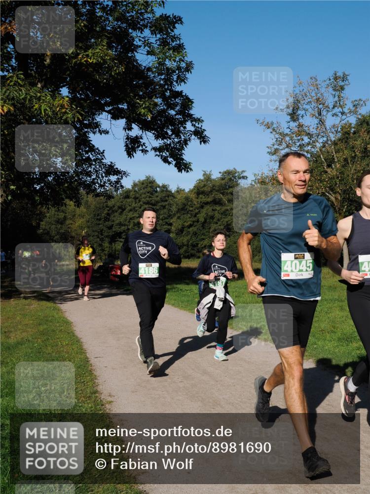 28.09.2025 - 33. Volkslauf durch das schöne Alstertal Fabian Wolf http://msf.ph/oto/8981690 28.09.2025 10:40:09 Laufen 4186, 4045 meine-sportfotos.de