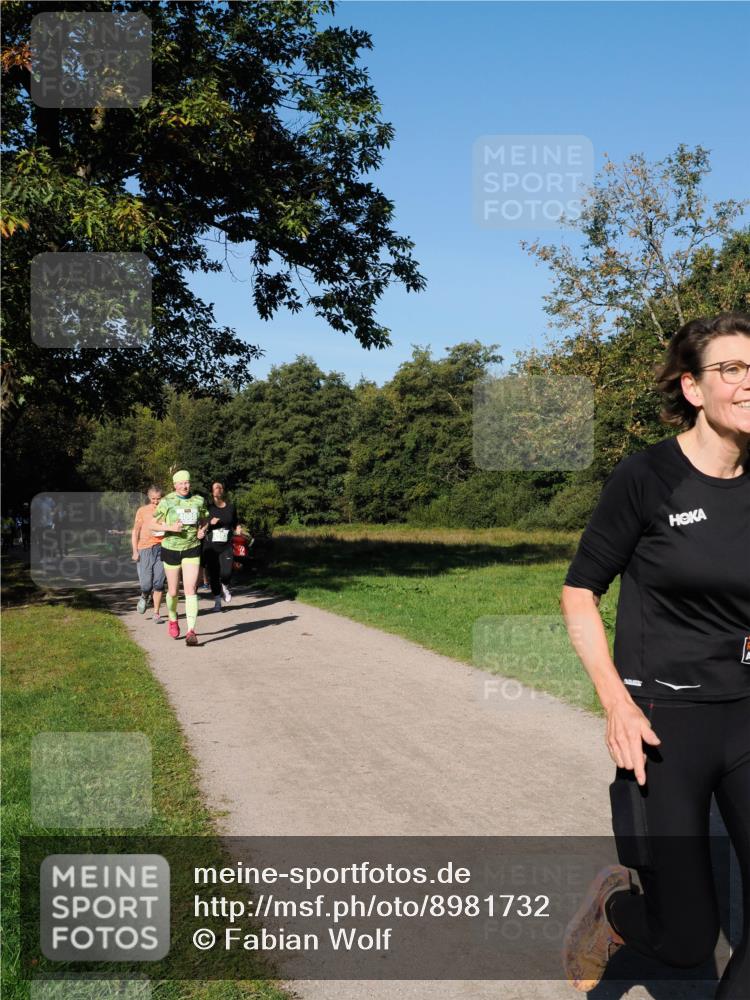 28.09.2025 - 33. Volkslauf durch das schöne Alstertal Fabian Wolf http://msf.ph/oto/8981732 28.09.2025 10:40:15 Laufen  meine-sportfotos.de