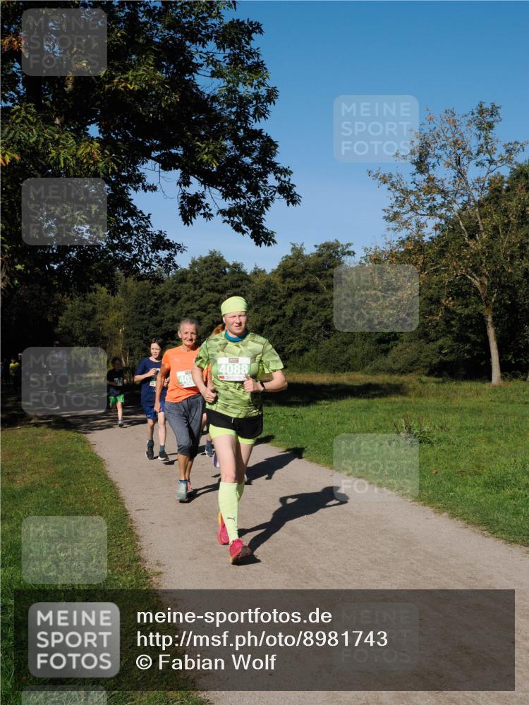28.09.2025 - 33. Volkslauf durch das schöne Alstertal Fabian Wolf http://msf.ph/oto/8981743 28.09.2025 10:40:18 Laufen 4088 meine-sportfotos.de