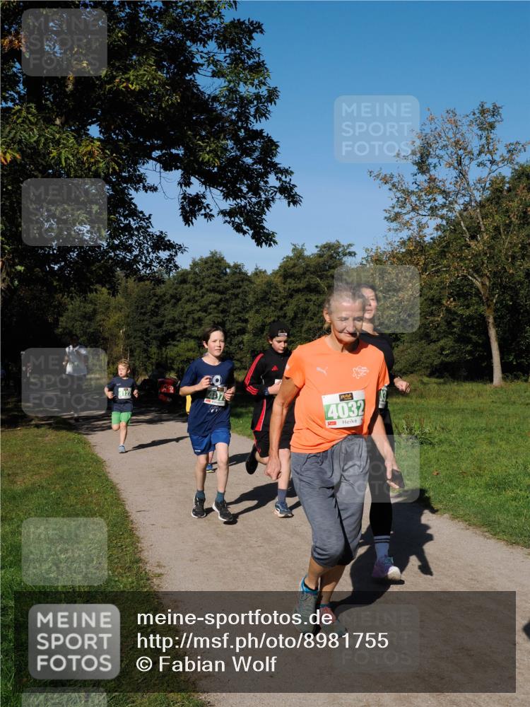 28.09.2025 - 33. Volkslauf durch das schöne Alstertal Fabian Wolf http://msf.ph/oto/8981755 28.09.2025 10:40:19 Laufen 4032 meine-sportfotos.de