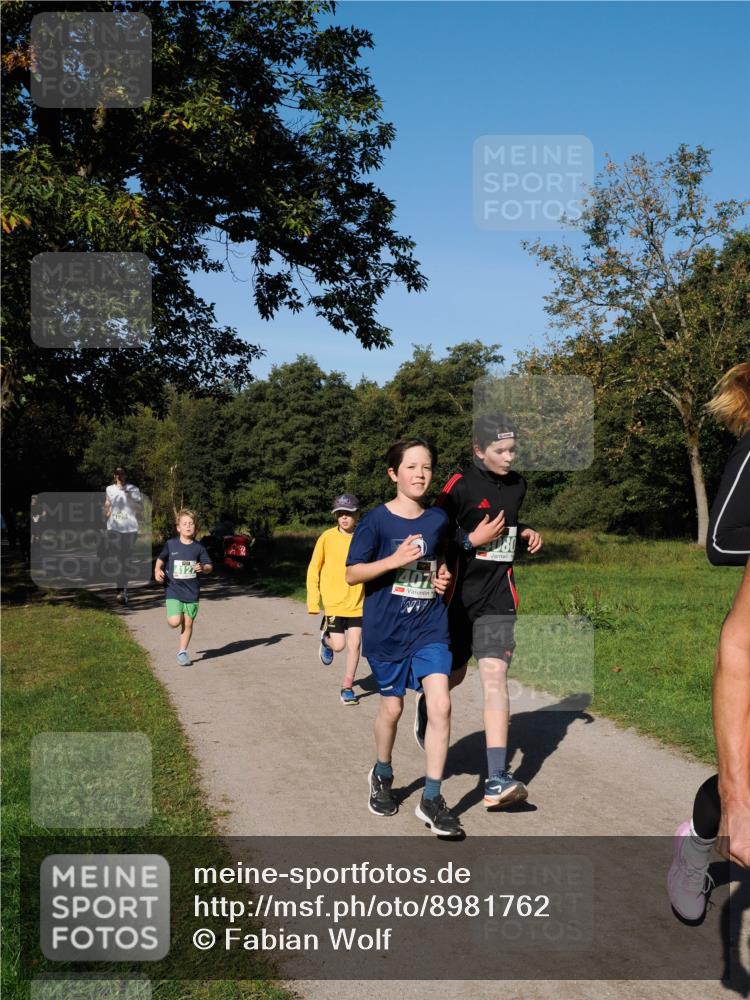 28.09.2025 - 33. Volkslauf durch das schöne Alstertal Fabian Wolf http://msf.ph/oto/8981762 28.09.2025 10:40:20 Laufen 4127, 407 meine-sportfotos.de