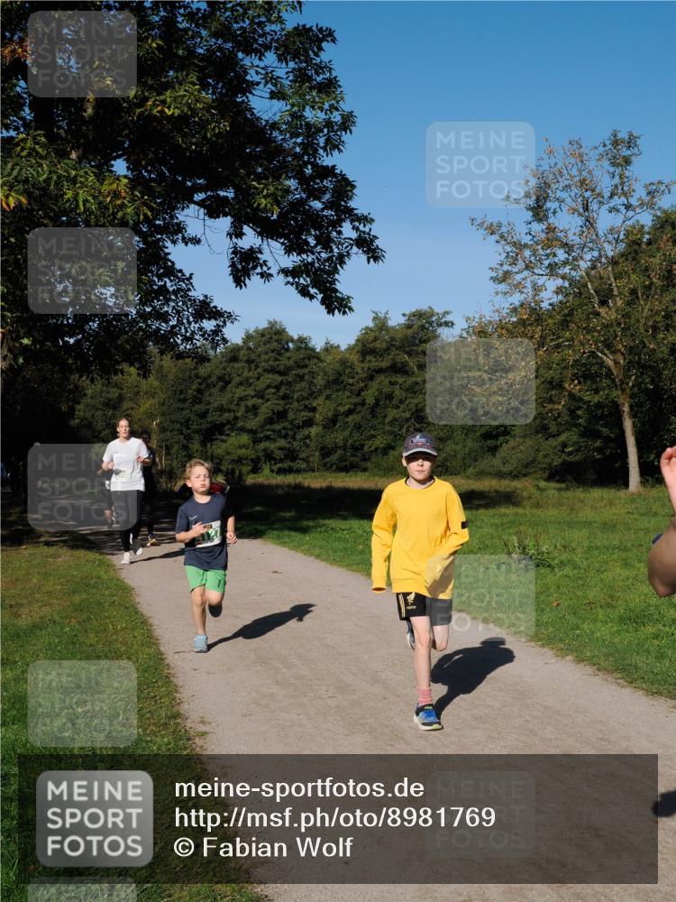 28.09.2025 - 33. Volkslauf durch das schöne Alstertal Fabian Wolf http://msf.ph/oto/8981769 28.09.2025 10:40:21 Laufen  meine-sportfotos.de