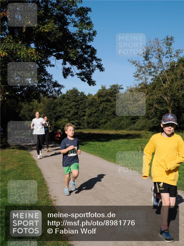 28.09.2025 - 33. Volkslauf durch das schöne Alstertal Fabian Wolf http://msf.ph/oto/8981776 28.09.2025 10:40:21 Laufen 41272 meine-sportfotos.de