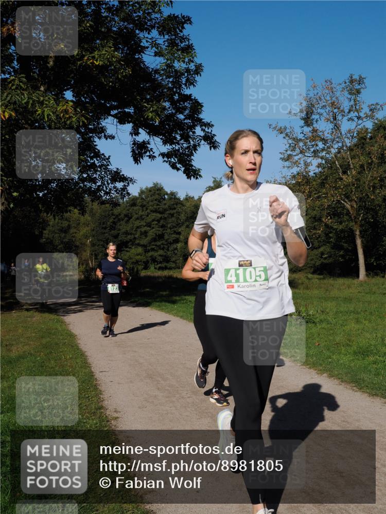 28.09.2025 - 33. Volkslauf durch das schöne Alstertal Fabian Wolf http://msf.ph/oto/8981805 28.09.2025 10:40:25 Laufen 4105 meine-sportfotos.de