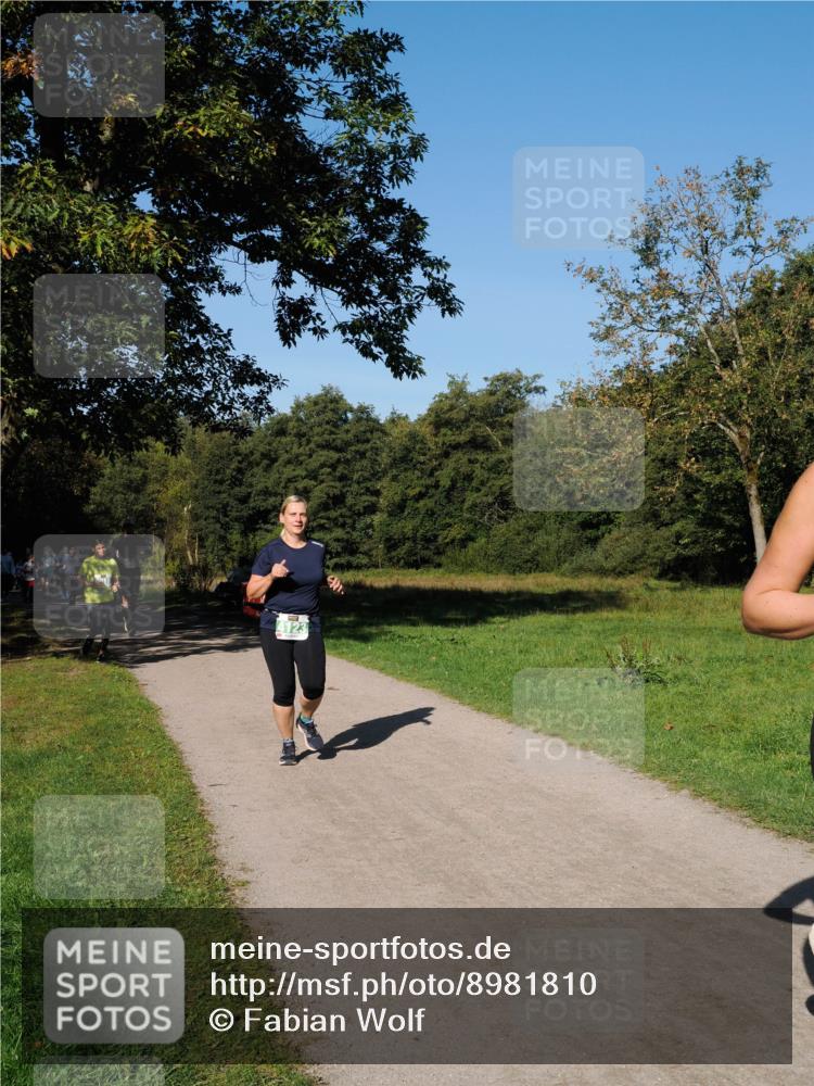 28.09.2025 - 33. Volkslauf durch das schöne Alstertal Fabian Wolf http://msf.ph/oto/8981810 28.09.2025 10:40:26 Laufen 4123 meine-sportfotos.de