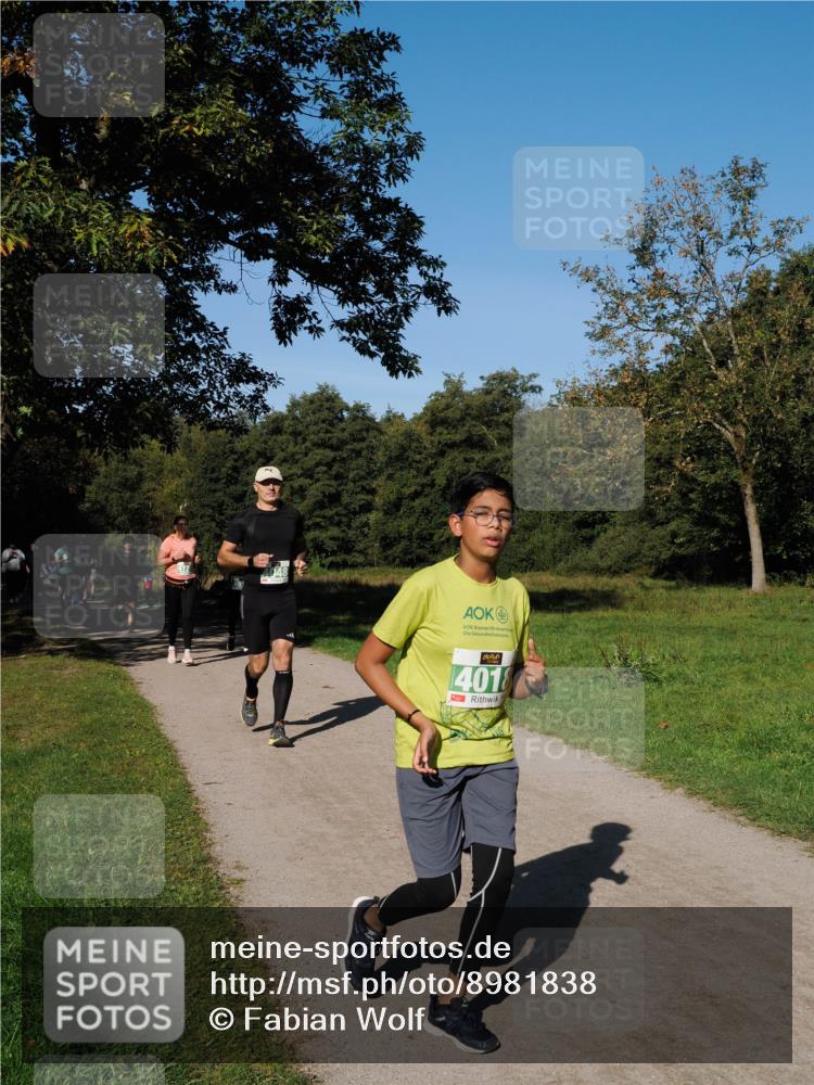 28.09.2025 - 33. Volkslauf durch das schöne Alstertal Fabian Wolf http://msf.ph/oto/8981838 28.09.2025 10:40:30 Laufen 4018 meine-sportfotos.de