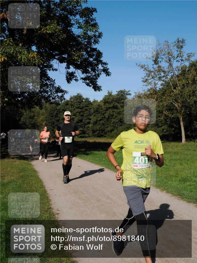 28.09.2025 - 33. Volkslauf durch das schöne Alstertal Fabian Wolf http://msf.ph/oto/8981840 28.09.2025 10:40:30 Laufen 4048, 401 meine-sportfotos.de