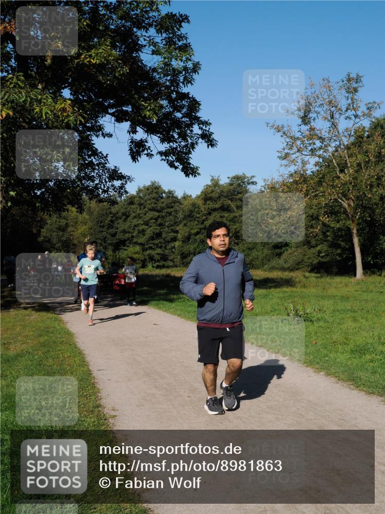 28.09.2025 - 33. Volkslauf durch das schöne Alstertal Fabian Wolf http://msf.ph/oto/8981863 28.09.2025 10:40:36 Laufen  meine-sportfotos.de
