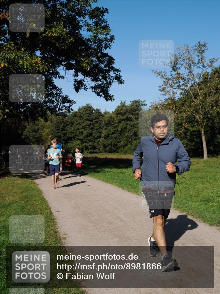 28.09.2025 - 33. Volkslauf durch das schöne Alstertal Fabian Wolf http://msf.ph/oto/8981866 28.09.2025 10:40:37 Laufen  meine-sportfotos.de