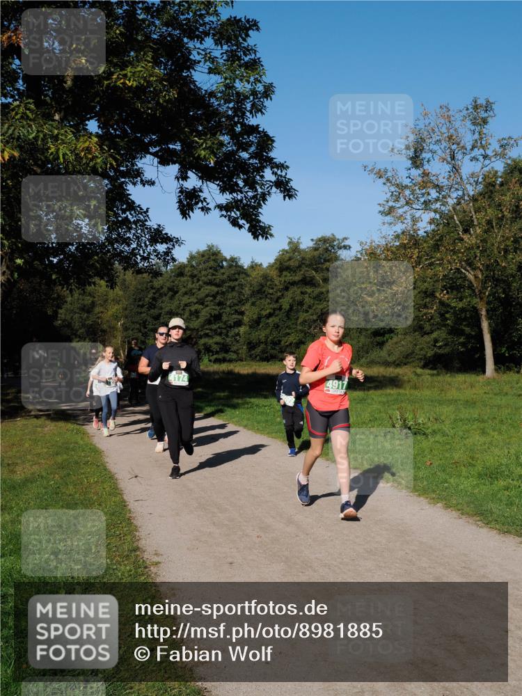 28.09.2025 - 33. Volkslauf durch das schöne Alstertal Fabian Wolf http://msf.ph/oto/8981885 28.09.2025 10:40:44 Laufen 491 meine-sportfotos.de